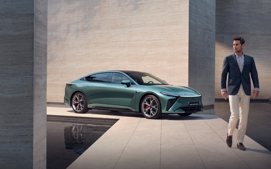 Nowy luksus zaczyna się od rozmowy. Byliśmy w showroomie EXLANTIX w Warszawie