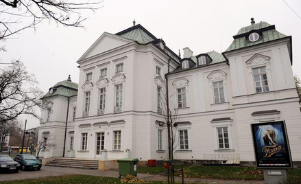 ?Książę Janusz Radziwiłł utracił pałac, gdyż nie złożył w terminie wniosku, wymaganego przez dekret 