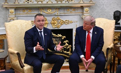 Prezydent Karol Nawrocki i prezydent USA Donald Trump na spotkaniu w Białym Domu we wrześniu 2025 r.