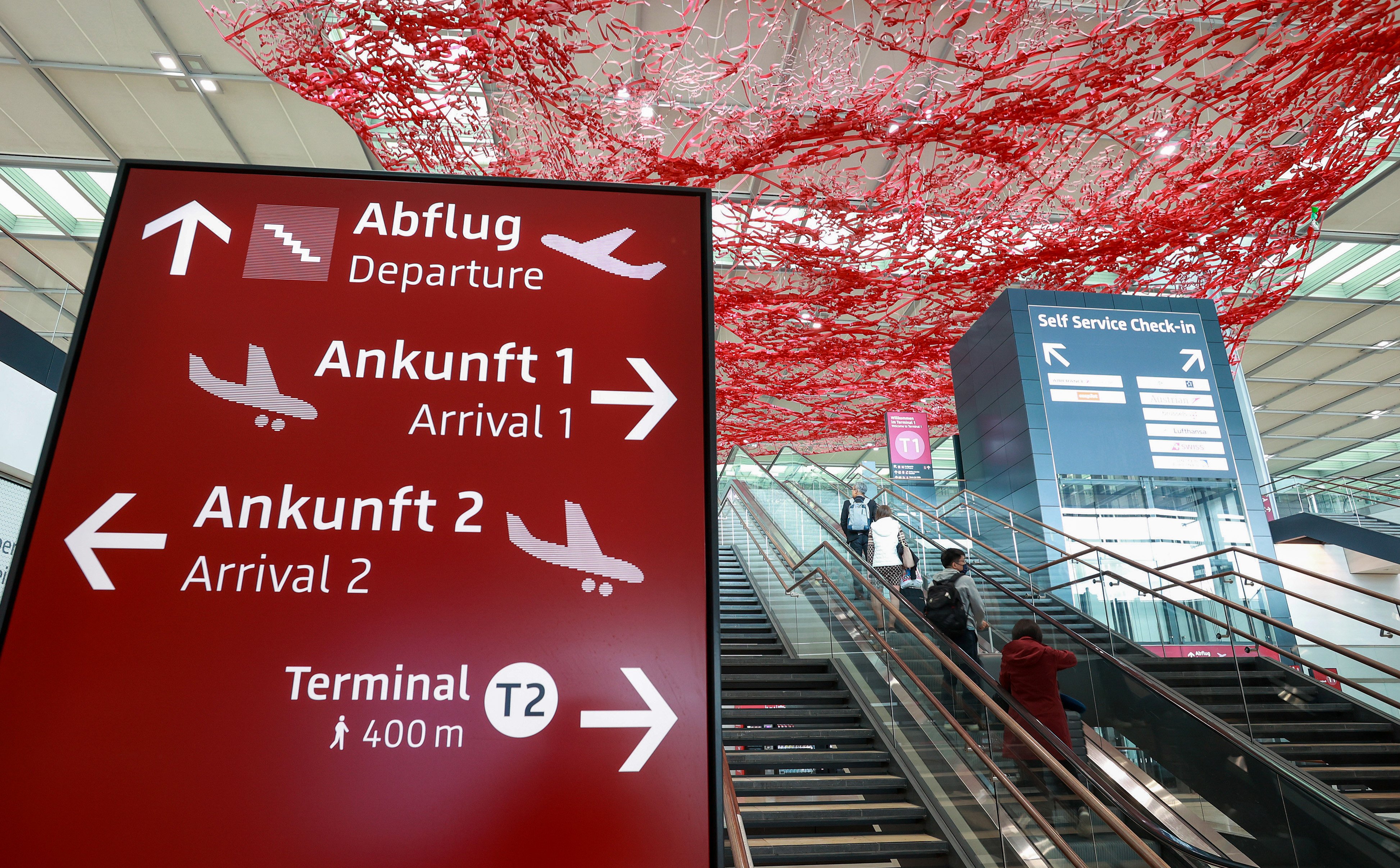 Legendarna niemiecka organizacja? Festiwal błędów przy budowie lotniska