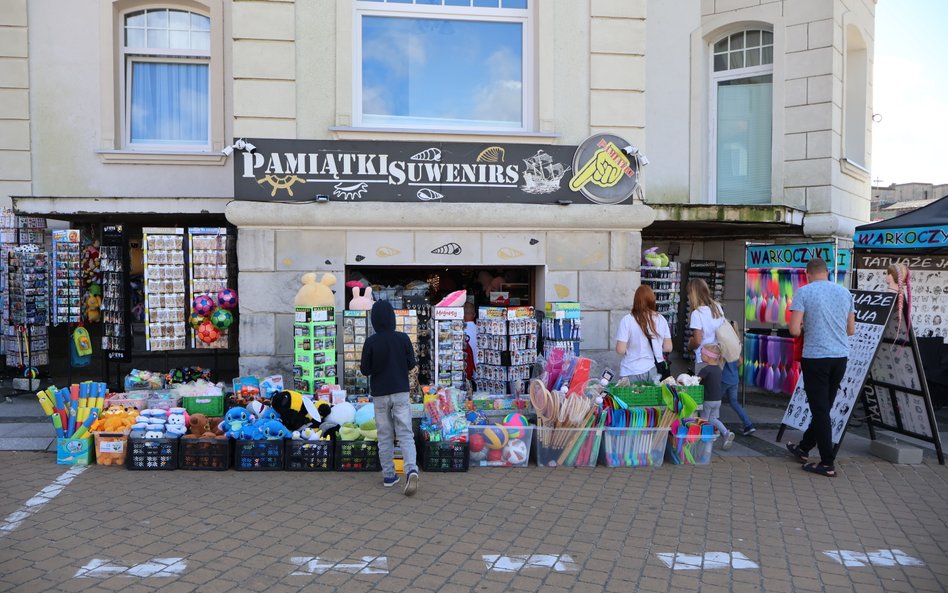 Polacy deklarują, że najwięcej wydają w miejscach, w których wypoczywają na pamiątki