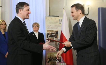 Tomasz Chłoń i Radosław Sikorski (zdjęcie z 2013 roku)