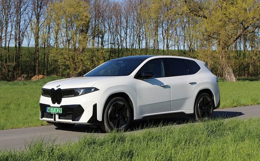 BMW iX3 50 xDrive