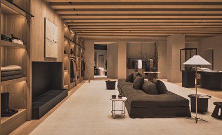 Nowy salon flagowy Zary zaprojektowano jak luksusowy apartament.