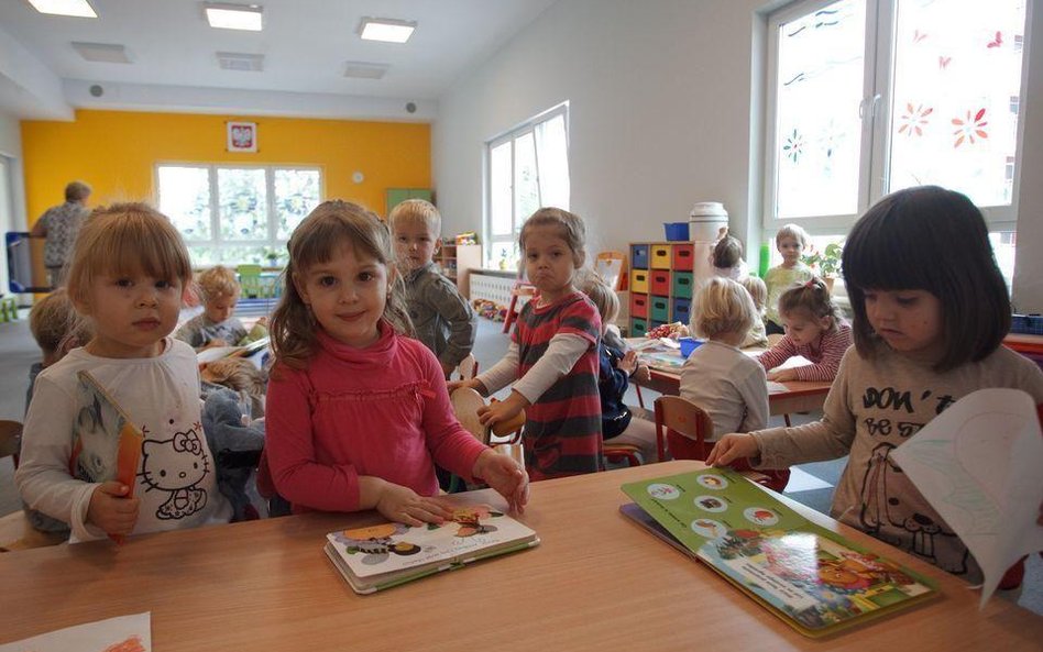Samorządy szukają miejsca dla sześciolatków