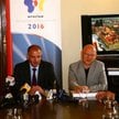 Tożsamość Wrocławia powstała w czasie „Solidarności” – uważa Rafał Dutkiewicz (drugi z lewej)