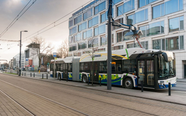 Do liderów elektryfikacji floty miejskich autobusów należy Kraków.
