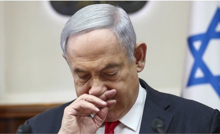 Beniamin Netanjahu znalazł się w trójce ze swoim rywalem do stanowiska premiera Benim Gancem