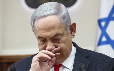Beniamin Netanjahu znalazł się w trójce ze swoim rywalem do stanowiska premiera Benim Gancem