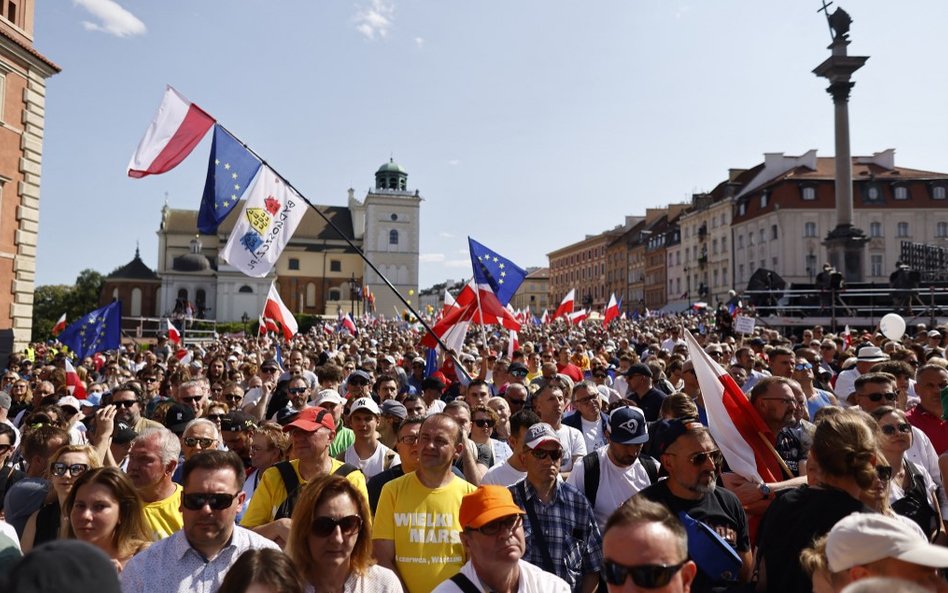 Algorytm Facebooka pokazał marsz 4 czerwca wszystkim