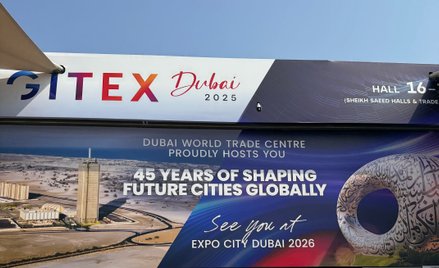 Tegoroczne edycja targów GITEX przyciągnęła ponad 6800 wystawców i 2000 startupów z ponad 180 krajów