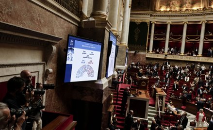 Zgromadzenie Narodowe zagłosowało za legalizacją eutanazji we Francji
