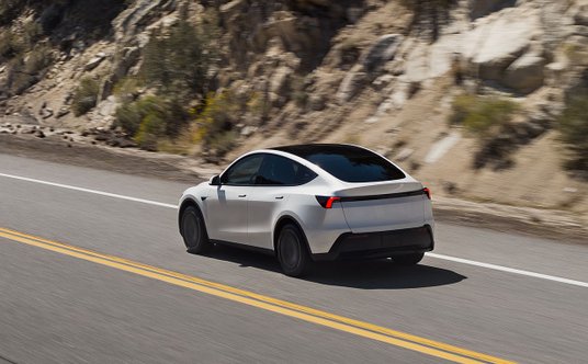 Tesla Model Y Standard