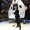 We wnętrzu pojazdu Dragon zmieści się siedem osób. Ale to dobre na krótkie dystanse – przyznał Elon 
