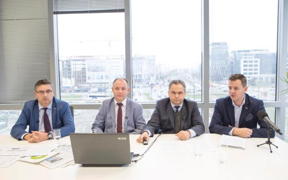 Tzw. czwarta rewolucja przemysłowa z pewnością zwiększy liczbę procesów realizowanych automatycznie 