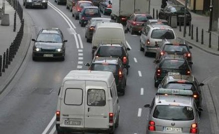 Nie tak łatwo zmienić ubezpieczyciela auta