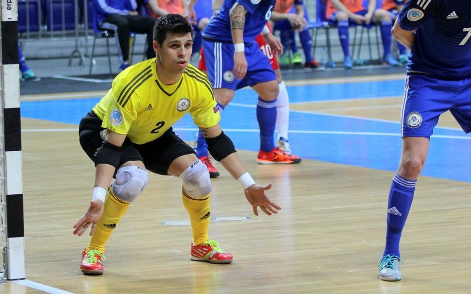Higuita, bramkarz reprezentacji Kazachstanu