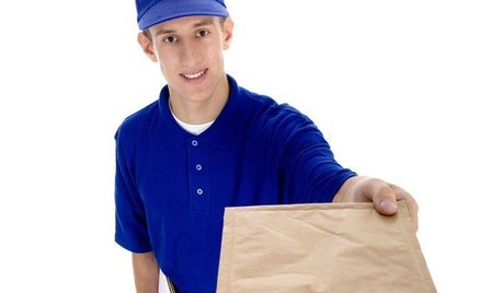 Wysyłka towaru kurierem a moment powstania obowiązku podatkowego w VAT