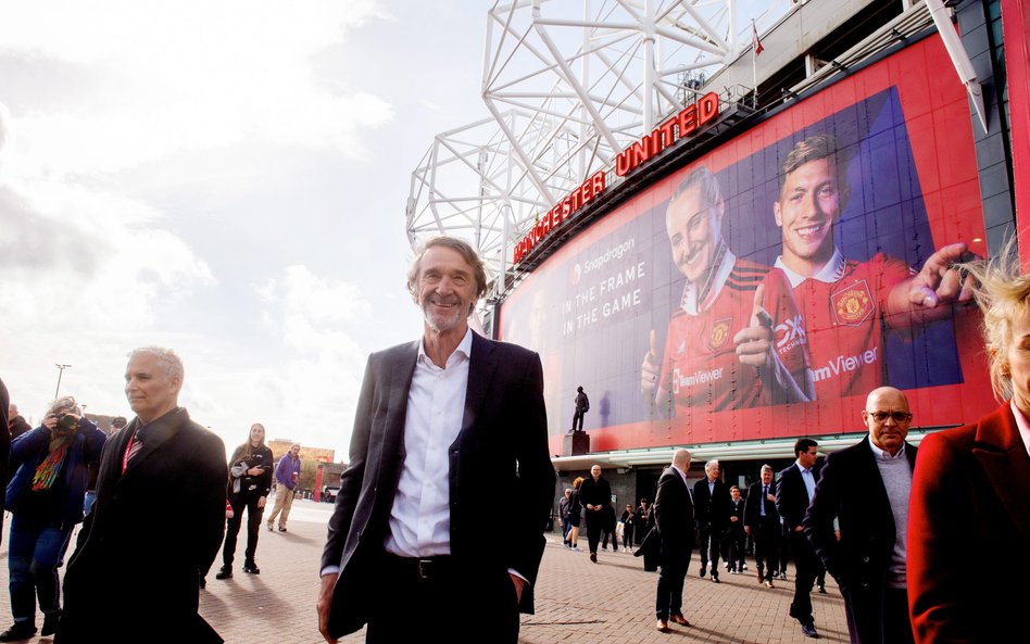 Sir Jim Ratcliffe był faworytem kibiców do przejęcia klubu z Old Trafford. 71-letni miliarder wychow