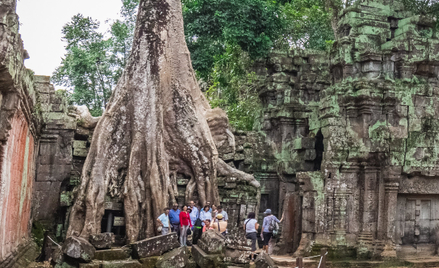 W 1991 r. Angkor odwiedziło kilkanaście tysięcy obcokrajowców, w 2020 r. – ponad 3 miliony