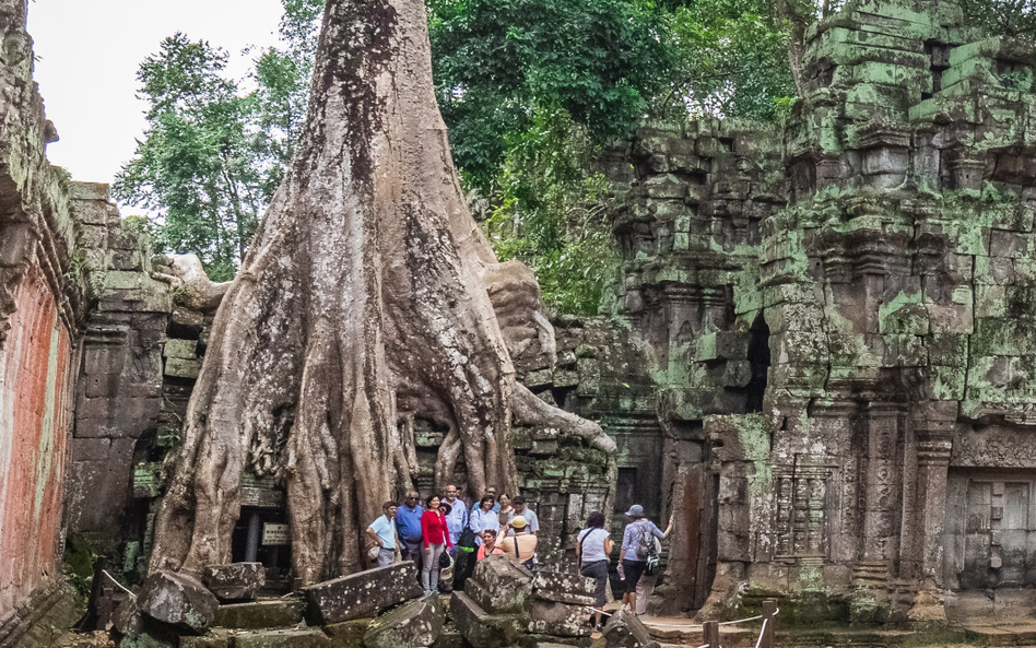 W 1991 r. Angkor odwiedziło kilkanaście tysięcy obcokrajowców, w 2020 r. – ponad 3 miliony