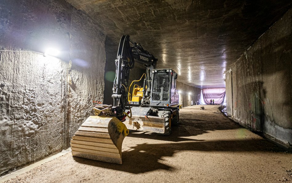 Tunel w stanie surowym