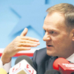 Premier Donald Tusk jest krytykowany przez opozycję za to, że dążąc do porozumienia, nie postawił tw