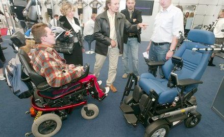 Darowizny dla fundacji to pomoc społeczna zwolniona z PIT