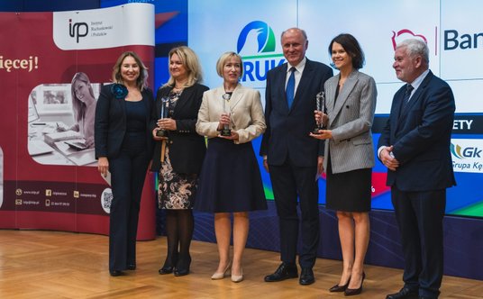 Wśród firm finansowych na główne laury zasłużyły BNP Paribas, Kruk i Bank Pekao. Nagrody wręczał m.i