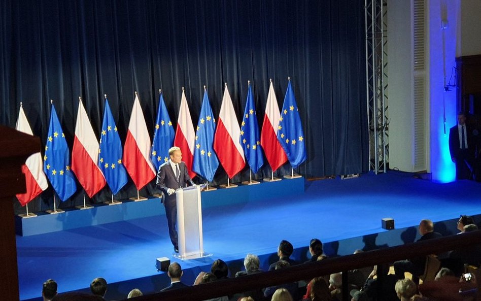 Donald Tusk: nie może być tak, że władza raz do roku obchodzi święto konstytucji, a na co dzień konstytucję obchodzi