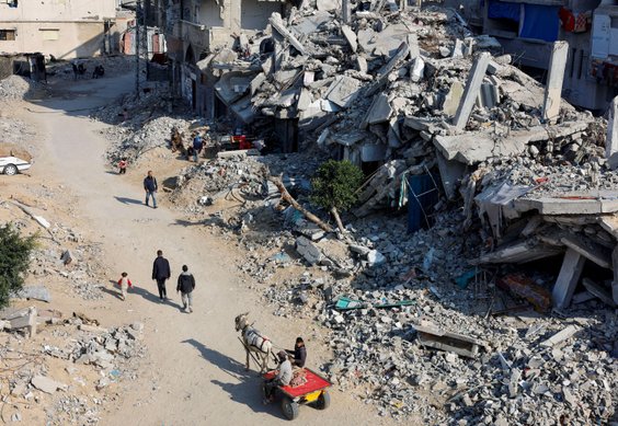 Chan Junus na południu Strefy Gazy, budynki zniszczone przez wojska Izraela