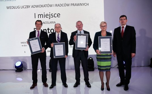 Robert Gawałkiewicz (SKS), Arkadiusz Krasnodębski (Dentons), Józef Palinka (DZP), Małgorzata Chruści