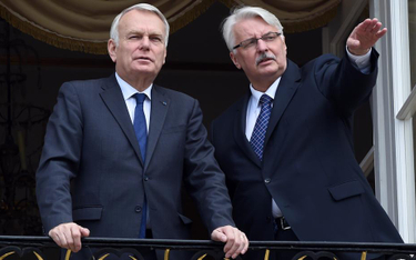Witold Waszczykowski i Jean-Marc Ayrault, francuski minister spraw zagranicznych podczas zeszłoroczn