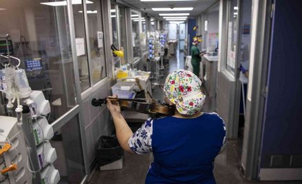 Pandemia koronawirusa: Milion zakażeń w pięć dni