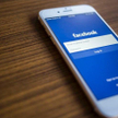 Facebook coraz bardziej ekologiczny. Stawia na farmy wiatrowe