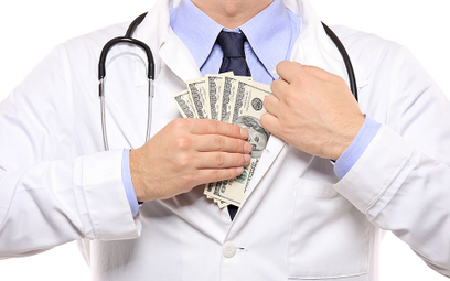 Raport przejrzystości: ile firmy farmaceutyczne zapłaciły lekarzom, pielęgniarkom i farmaceutom
