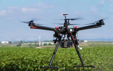 Użytkowanie dronów będą regulowały unijne przepisy