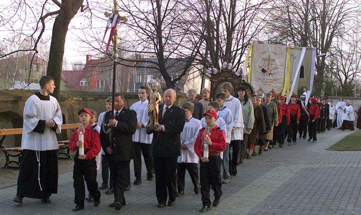 Za przeszkadzanie w procesji nawet więzienie