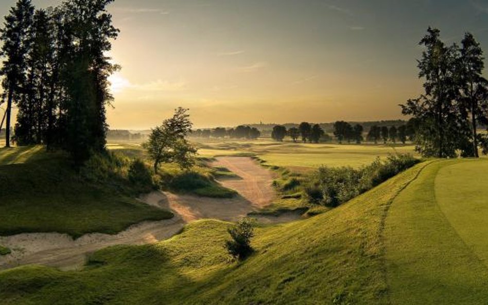 Pole golfowe Sand Valley Golf Resort w Pasłęku to jeden z efektów inwestycji skandynawskich w region