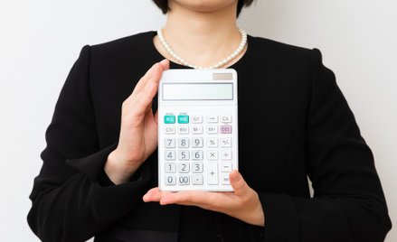 Dochód ze sprzedaży mieszkania otrzymanego w spadku po mężu może być opodatkowany