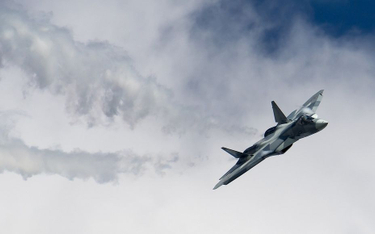 Rosja chce umieścić systemy z Su-57 w dronach