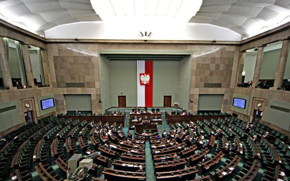 Polityczny błąd PiS? Przez bojkot padła ważna uchwała