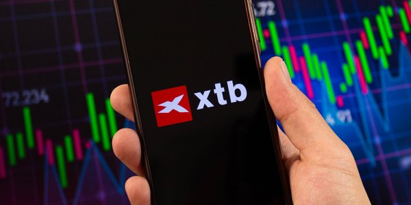 XTB dodaje nowe waluty do eWallet