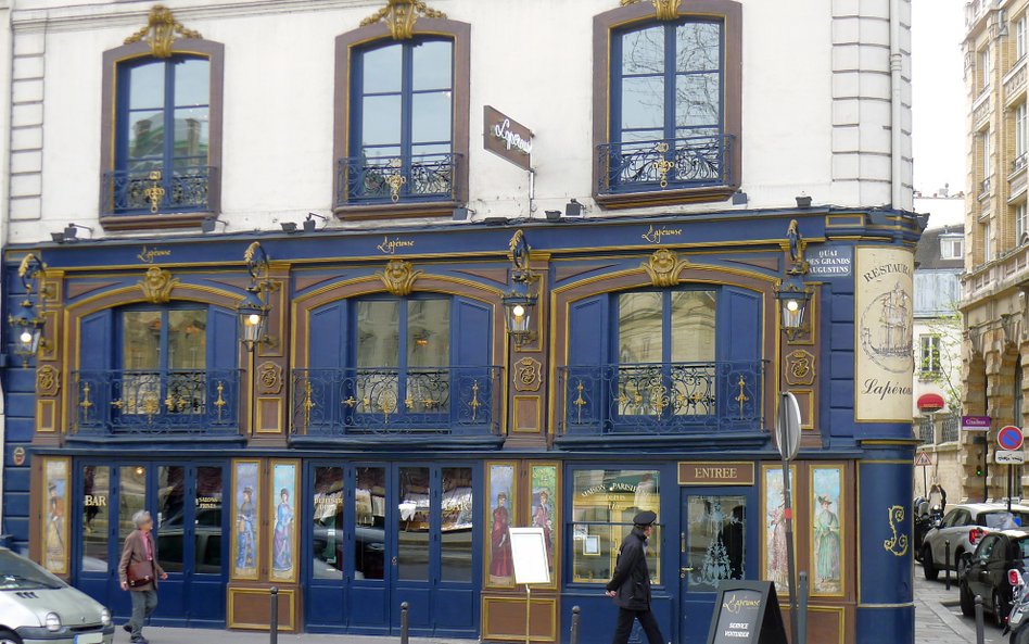 Restauracja była świadkiem wielu dramatycznych wydarzeń. W czasie II wojny piwniczka win służyła jak