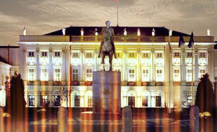 Co dalej z pomnikiem na Krakowskim Przedmieściu?