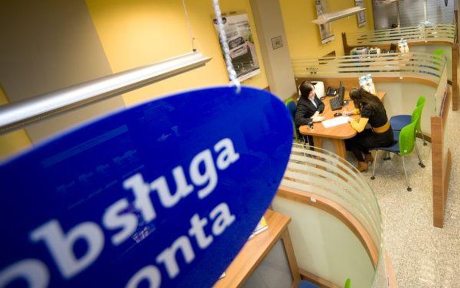 Banki komercyjne prowadzą już ponad 21,4 mln kont osobistych