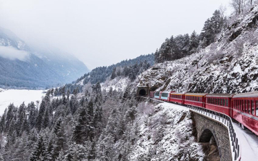 Szwajcaria zaoszczędzi na podróżach kolejowych posłów?