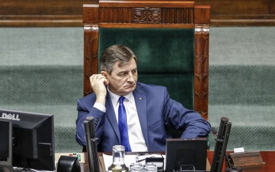 Kuchciński: Proszę nie pokrzykiwać, kobiecie nie wypada