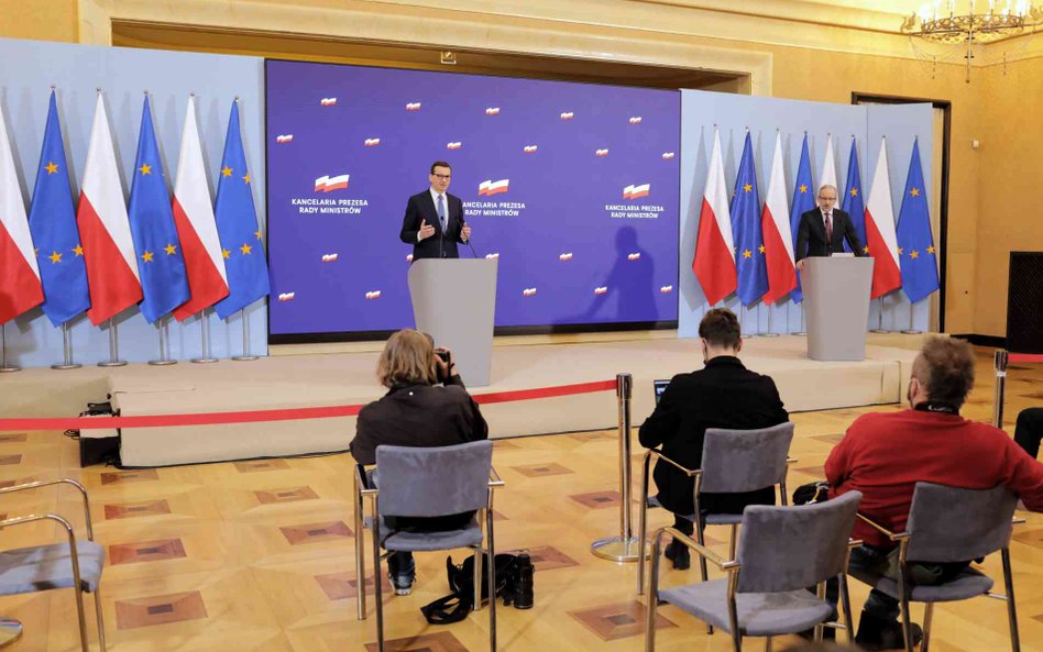 Konferencja Mateusza Morawieckiego i Adama Niedzielskiego