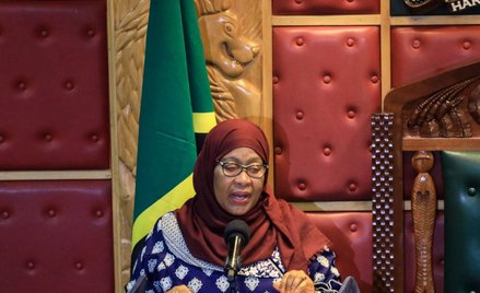 Prezydent Tanzanii o piłkarkach: Płaskie, brzydkie